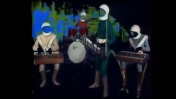 move-by-french-fanfan-clip-magic-fly-du groupe-space